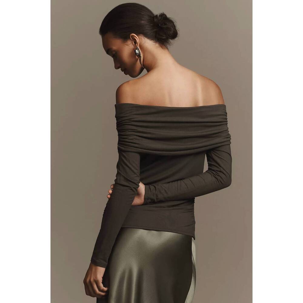 NEW REFORMATION florentina off shoulder knit shirt in olive - Picture 2 of 4